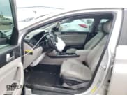 ✅ 2017 Hyundai Sonata Sport • VIN: 5NPE34AF5HH582201 • Лот: 45700803. Опубликован ранее на Copart с пробегом 105 843 миль. Бесплатный доступ к архиву аукционных продаж из США и подробный отчёт об истории автомобиля на DreamBid. Изображение 7.