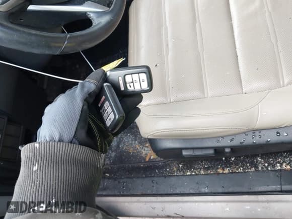 ✅ 2018 Honda CR-V EX-L • VIN: 5J6RW2H87JL029419 • Лот: 43656364. Опубликован ранее на IAAI с пробегом 105 131 миль. Бесплатный доступ к архиву аукционных продаж из США и подробный отчёт об истории автомобиля на DreamBid. Изображение 11.