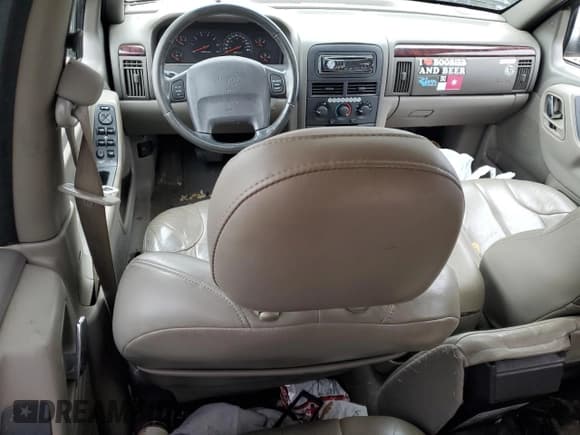 ✅ 2000 Jeep Grand Cherokee Laredo • VIN: 1J4GW48S5YC362615 • Lot: 86545495. Listed on Copart with Not provided. Free auction sales archive from the USA and detailed vehicle history report at DreamBid. Image 8.