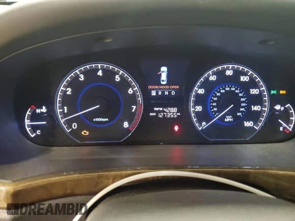 ✅ 2012 Hyundai Equus Ultimate • VIN: KMHGH4JH9CU045255 • Lot: 80279545. Listed on Copart with 127,355 mi. Free auction sales archive from the USA and detailed vehicle history report at DreamBid. Image 9.