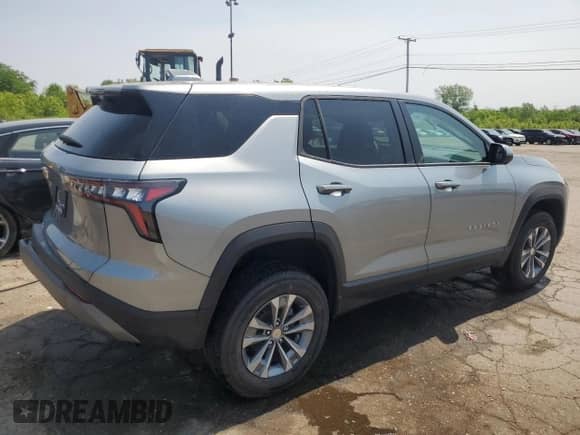 2025 Chevrolet Equinox FWD LT with VIN 3GNAXHEG7SL252958, listed as a Copart auction lot 58411535 with 1,028 mi miles and Salvage title. Bid and sale history available at DreamBid. Image 3.