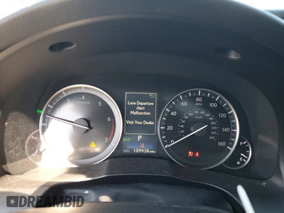 ✅ 2017 Lexus ES 350 • VIN: 58ABK1GG0HU041622 • Lot: 70981875. Wystawiony na Copart z przebiegiem 109 938 mil. Bezpłatny archiwum sprzedaży aukcyjnych z USA i szczegółowy raport historii pojazdu na DreamBid. Zdjęcie 9.