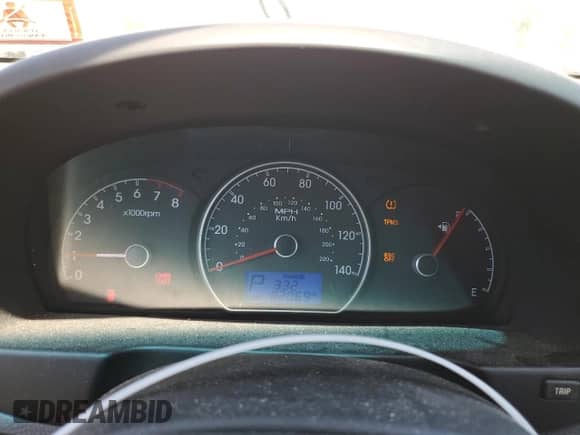 2010 Hyundai Elantra GLS z VIN KMHDU4AD7AU003515, wystawiony jako Copart lot #51551314 z przebiegiem 82 069 mil mil oraz Szkoda całkowita • Salvage title. Historia ofert i sprzedaży dostępna na DreamBid. Obrazek 9.