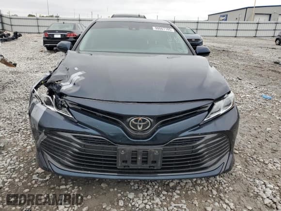 ✅ 2018 Toyota Camry SE • VIN: 4T1B11HKXJU537448 • Lot: 90087185. Wystawiony na Copart z przebiegiem 130 884 mil. Bezpłatny archiwum sprzedaży aukcyjnych z USA i szczegółowy raport historii pojazdu na DreamBid. Zdjęcie 5.
