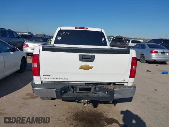 ✅ 2012 Chevrolet Silverado 1500 LS • VIN: 3GCPKREA5CG165735 • Лот: 41736812. Опубликован ранее на IAAI с пробегом 345 435 миль. Бесплатный доступ к архиву аукционных продаж из США и подробный отчёт об истории автомобиля на DreamBid. Изображение 16.