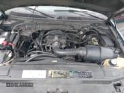 ✅ 2003 Ford F-150 XL • VIN: 1FTRX17233NB74586 • Lot: 43144107. Wystawiony na IAAI z przebiegiem Nie podano. Bezpłatny archiwum sprzedaży aukcyjnych z USA i szczegółowy raport historii pojazdu na DreamBid. Zdjęcie 10.