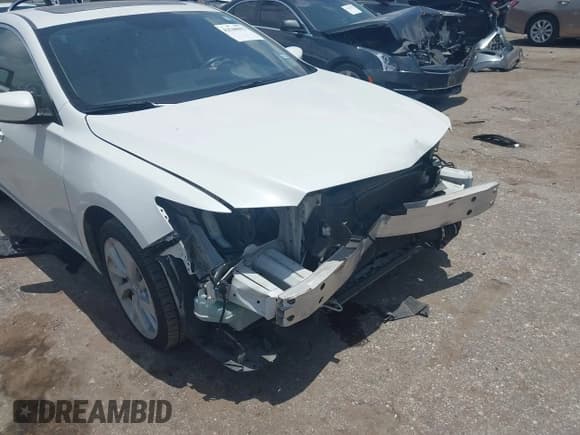 ✅ 2017 Acura ILX Premium • VIN: 19UDE2F70HA016290 • Lot: 42548092. Wystawiony na IAAI z przebiegiem 74 863 mil. Bezpłatny archiwum sprzedaży aukcyjnych z USA i szczegółowy raport historii pojazdu na DreamBid. Zdjęcie 6.