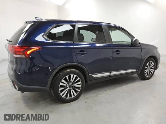 ✅ 2020 Mitsubishi Outlander ES • VIN: JA4AD2A37LZ045072 • Лот: 84819765. Опубликован ранее на Copart с пробегом 54 628 миль. Бесплатный доступ к архиву аукционных продаж из США и подробный отчёт об истории автомобиля на DreamBid. Изображение 3.