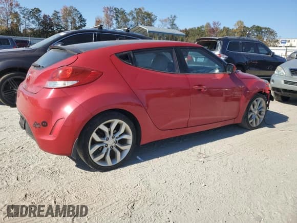 ✅ 2013 Hyundai Veloster w/Gray Int • VIN: KMHTC6AD6DU138208 • Lot: 77527594. Wystawiony na Copart z przebiegiem 73 627 mil. Bezpłatny archiwum sprzedaży aukcyjnych z USA i szczegółowy raport historii pojazdu na DreamBid. Zdjęcie 3.