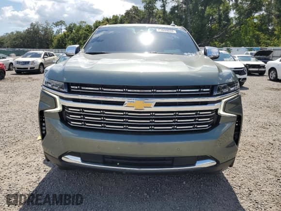 ✅ 2023 Chevrolet Suburban Premier • VIN: 1GNSCFKD8PR168078 • Lot: 63899694. Wystawiony na Copart z przebiegiem 21 309 mil. Bezpłatny archiwum sprzedaży aukcyjnych z USA i szczegółowy raport historii pojazdu na DreamBid. Zdjęcie 5.