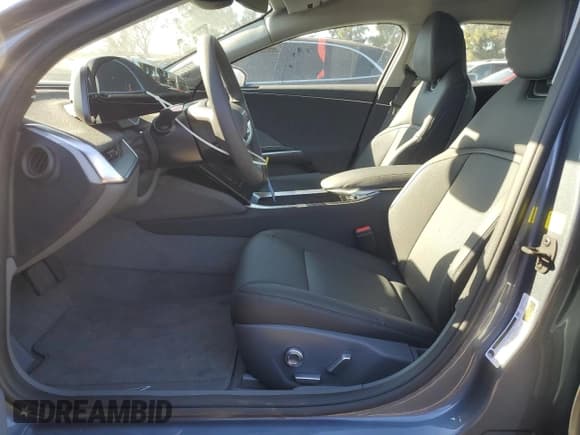 ✅ 2025 Lucid Air Touring • VIN: 50EA1TEA2SA009053 • Lot: 88914355. Listed on Copart with 341 mi. Free auction sales archive from the USA and detailed vehicle history report at DreamBid. Image 7.