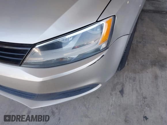✅ 2012 Volkswagen Jetta S • VIN: 3VW2K7AJ3CM470296 • Lot: 42625766. Listed on IAAI with 190,577 mi. Free auction sales archive from the USA and detailed vehicle history report at DreamBid. Image 14.
