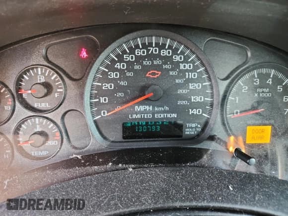 ✅ 2001 Chevrolet Monte Carlo SS • VIN: 2G1WX15K219254041 • Лот: 93079145. Опубликован ранее на Copart с пробегом 130 793 миль. Бесплатный доступ к архиву аукционных продаж из США и подробный отчёт об истории автомобиля на DreamBid. Изображение 9.