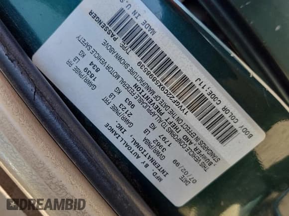 ✅ 1999 Mazda 626 ES • VIN: 1YVGF22C9X5898539 • Лот: 85002145. Опубликован ранее на Copart с пробегом 127 741 миль. Бесплатный доступ к архиву аукционных продаж из США и подробный отчёт об истории автомобиля на DreamBid. Изображение 12.