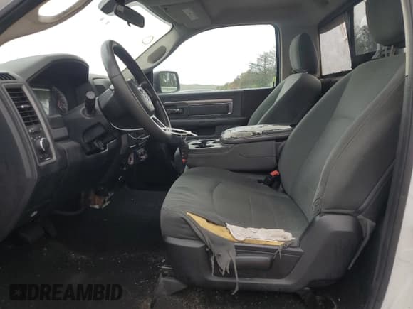 ✅ 2014 Ram 1500 Tradesman • VIN: 3C6JR6DT1EG130056 • Лот: 62863885. Опубликован ранее на Copart с пробегом 68 381 миль. Бесплатный доступ к архиву аукционных продаж из США и подробный отчёт об истории автомобиля на DreamBid. Изображение 7.