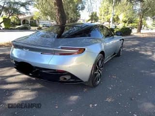 ✅ 2017 Aston Martin DB11 • VIN: SCFRMFAV9HGL00763 • Lot: 90928695. Listed on Copart with 5,855 mi. Free auction sales archive from the USA and detailed vehicle history report at DreamBid. Image 4.
