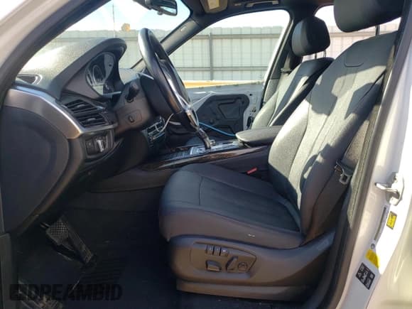 ✅ 2017 BMW X5 xDrive35i • VIN: 5UXKR0C32H0X82865 • Lot: 91114195. Listed on Copart with 75,187 mi. Free auction sales archive from the USA and detailed vehicle history report at DreamBid. Image 7.