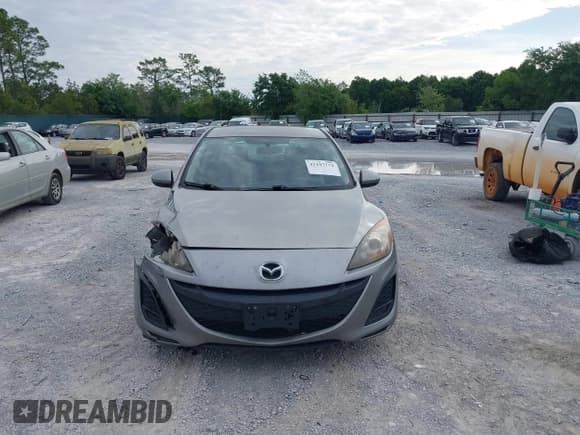 ✅ 2010 Mazda 3 i Touring • VIN: JM1BL1SG3A1262462 • Lot: 42197772. Listed on IAAI with 147,488 mi. Free auction sales archive from the USA and detailed vehicle history report at DreamBid. Image 12.