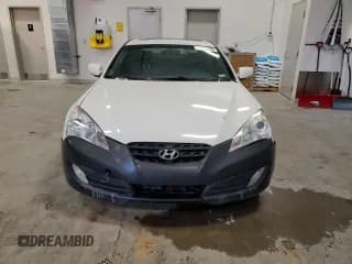 ✅ 2012 Hyundai Genesis Coupe 2.0T • VIN: KMHHT6KD8CU066737 • Lot: 89100735. Wystawiony na Copart z przebiegiem 164 094 mil. Bezpłatny archiwum sprzedaży aukcyjnych z USA i szczegółowy raport historii pojazdu na DreamBid. Zdjęcie 5.
