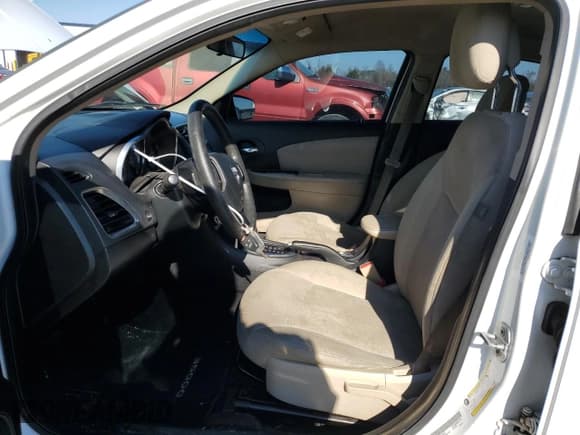 ✅ 2013 Dodge Avenger SE • VIN: 1C3CDZAB5DN649019 • Лот: 83601724. Опубликован ранее на Copart с пробегом 157 392 миль. Бесплатный доступ к архиву аукционных продаж из США и подробный отчёт об истории автомобиля на DreamBid. Изображение 7.