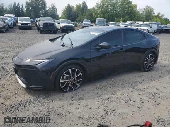 2024 Toyota Prius SE с VIN JTDACACU5R3014309, выставлен на аукционе Copart как лот 69051175 с пробегом 17 251 миль миль и Списание • Salvage title. История ставок и продаж доступна на DreamBid. Изображение 1.