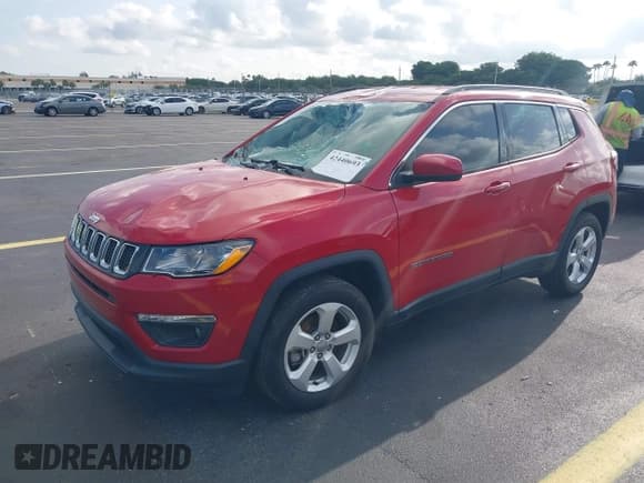 ✅ 2020 Jeep Compass Latitude • VIN: 3C4NJCBB2LT154879 • Lot: 42440693. Listed on IAAI with 67,762 mi. Free auction sales archive from the USA and detailed vehicle history report at DreamBid. Image 2.