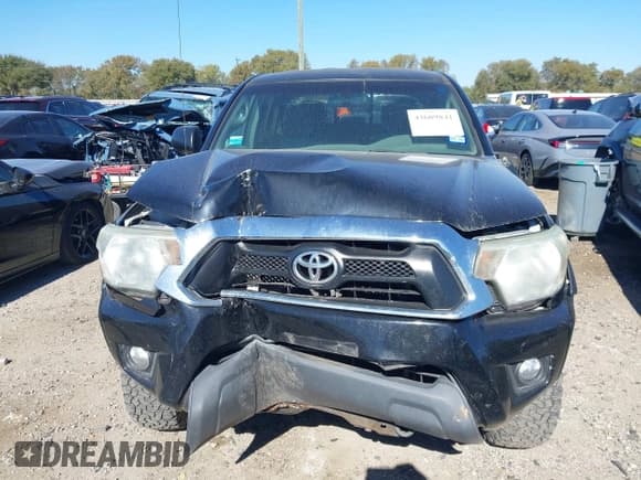 ✅ 2015 Toyota Tacoma PreRunner • VIN: 5TFJU4GN2FX066552 • Лот: 43609841. Опубликован ранее на IAAI с пробегом 236 014 миль. Бесплатный доступ к архиву аукционных продаж из США и подробный отчёт об истории автомобиля на DreamBid. Изображение 12.