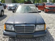 ✅ 1994 Mercedes-Benz E • VIN: WDBEA92E6RF287658 • Лот: 67789824. Опубликован ранее на Copart с пробегом 234 598 миль. Бесплатный доступ к архиву аукционных продаж из США и подробный отчёт об истории автомобиля на DreamBid. Изображение 5.