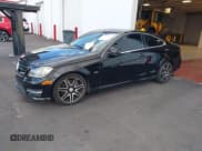 ✅ 2014 Mercedes-Benz C 250 • VIN: WDDGJ4HB3EG300841 • Lot: 41765449. Wystawiony na IAAI z przebiegiem 152 263 mil. Bezpłatny archiwum sprzedaży aukcyjnych z USA i szczegółowy raport historii pojazdu na DreamBid. Zdjęcie 19.