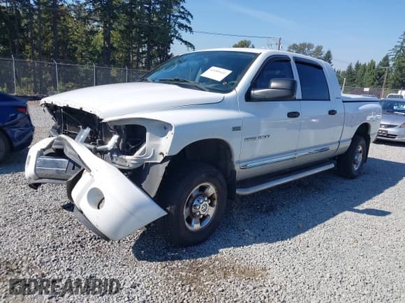 ✅ 2006 Dodge 1500 SLT • VIN: 3D7KS19D36G239244 • Lot: 43289412. Wystawiony na IAAI z przebiegiem 168 699 mil. Bezpłatny archiwum sprzedaży aukcyjnych z USA i szczegółowy raport historii pojazdu na DreamBid. Zdjęcie 18.
