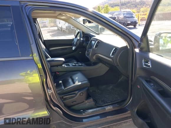 2017 Dodge Durango GT z VIN 1C4RDJDG7HC758081, wystawiony jako IAAI lot #43483626 z przebiegiem 102 657 mil mil oraz . Historia ofert i sprzedaży dostępna na DreamBid. Obrazek 5.