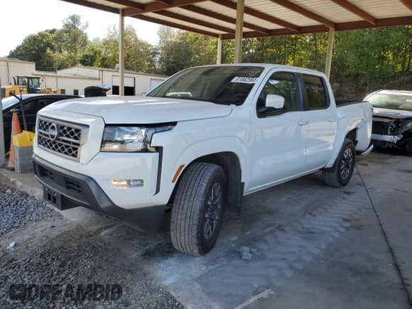 2022 Nissan Frontier SV with VIN 1N6ED1EK0NN689989, listed as a Copart auction lot 81862955 with 30,152 mi miles and Salvage title. Bid and sale history available at DreamBid. Image 1.