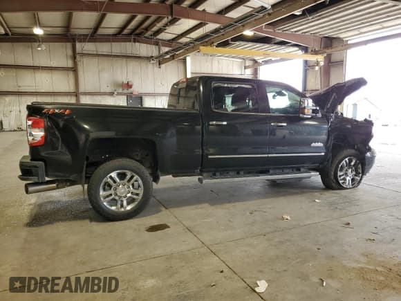 ✅ 2019 Chevrolet Silverado 2500HD High Country • VIN: 1GC1KUEY8KF226727 • Lot: 87443205. Listed on Copart with 93,271 mi. Free auction sales archive from the USA and detailed vehicle history report at DreamBid. Image 3.