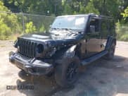 ✅ 2020 Jeep Wrangler Unlimited Sahara • VIN: 1C4HJXEN6LW106869 • Lot: 42390113. Wystawiony na IAAI z przebiegiem 56 907 mil. Bezpłatny archiwum sprzedaży aukcyjnych z USA i szczegółowy raport historii pojazdu na DreamBid. Zdjęcie 18.