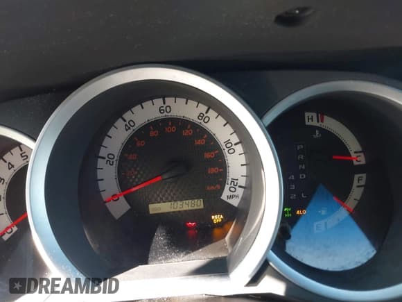 ✅ 2015 Toyota Tacoma • VIN: 3TMLU4ENXFM193955 • Lot: 41634323. Listed on IAAI with 103,480 mi. Free auction sales archive from the USA and detailed vehicle history report at DreamBid. Image 7.