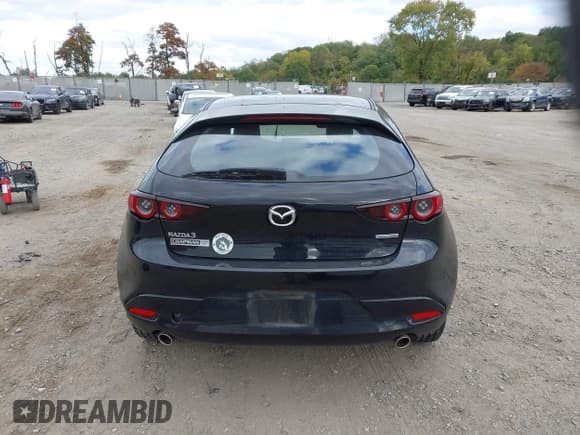✅ 2021 Mazda 3 Select • VIN: JM1BPAKL8M1339512 • Lot: 43406596. Listed on IAAI with 65,009 mi. Free auction sales archive from the USA and detailed vehicle history report at DreamBid. Image 16.