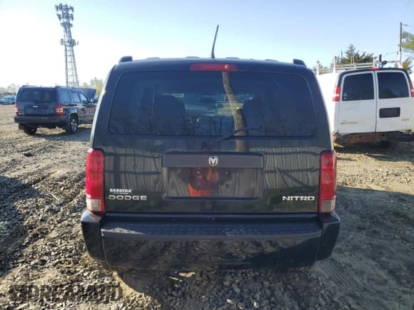 ✅ 2011 Dodge Nitro Heat • VIN: 1D4PT4GKXBW600645 • Lot: 53434985. Listed on Copart with 129,904 mi. Free auction sales archive from the USA and detailed vehicle history report at DreamBid. Image 6.
