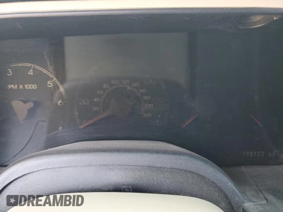 ✅ 2005 Lincoln Navigator Luxury • VIN: 5LMFU28525LJ24814 • Lot: 53971705. Wystawiony na Copart z przebiegiem 178 927 mil. Bezpłatny archiwum sprzedaży aukcyjnych z USA i szczegółowy raport historii pojazdu na DreamBid. Zdjęcie 9.