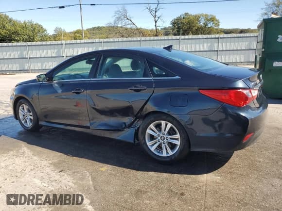 ✅ 2014 Hyundai Sonata GLS • VIN: 5NPEB4AC8EH935213 • Lot: 86513615. Listed on Copart with 66,006 mi. Free auction sales archive from the USA and detailed vehicle history report at DreamBid. Image 2.