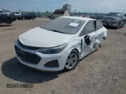 ✅ 2019 Chevrolet Cruze LT • VIN: 1G1BE5SM9K7118039 • Lot: 43106145. Listed on IAAI with Not provided. Free auction sales archive from the USA and detailed vehicle history report at DreamBid. Image 2.