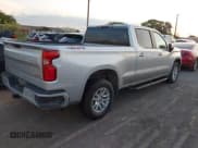 ✅ 2020 Chevrolet Silverado 1500 RST • VIN: 3GCUYEED0LG171902 • Lot: 42524437. Wystawiony na IAAI z przebiegiem 183 017 mil. Bezpłatny archiwum sprzedaży aukcyjnych z USA i szczegółowy raport historii pojazdu na DreamBid. Zdjęcie 4.