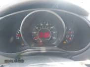 ✅ 2014 Kia Soul • VIN: KNDJN2A22E7068431 • Lot: 43244234. Wystawiony na IAAI z przebiegiem 130 344 mil. Bezpłatny archiwum sprzedaży aukcyjnych z USA i szczegółowy raport historii pojazdu na DreamBid. Zdjęcie 7.