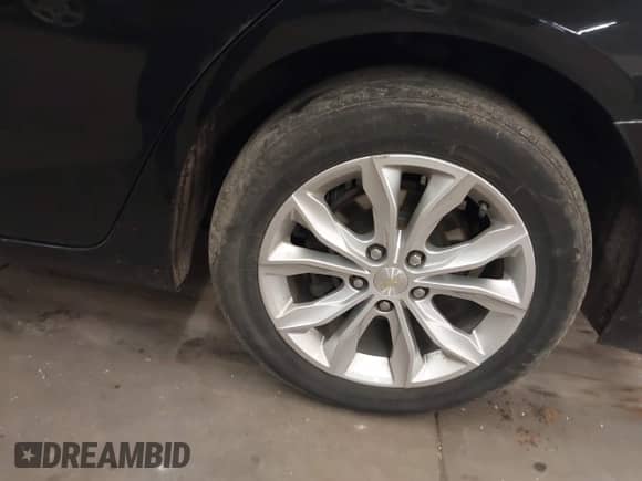 2020 Chevrolet Malibu LT с VIN 1G1ZD5ST6LF070970, выставлен на аукционе IAAI как лот 42190893 с пробегом 118 999 миль миль и . История ставок и продаж доступна на DreamBid. Изображение 12.