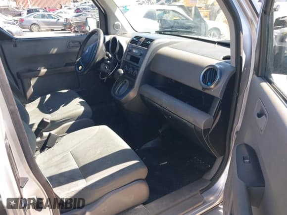 ✅ 2009 Honda Element LX • VIN: 5J6YH18349L003490 • Лот: 43458902. Опубликован ранее на IAAI с пробегом 205 836 миль. Бесплатный доступ к архиву аукционных продаж из США и подробный отчёт об истории автомобиля на DreamBid. Изображение 5.