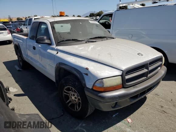 ✅ 2002 Dodge Dakota • VIN: 1B7GL12X92S701455 • Lot: 66929624. Wystawiony na Copart z przebiegiem 64 563 mil. Bezpłatny archiwum sprzedaży aukcyjnych z USA i szczegółowy raport historii pojazdu na DreamBid. Zdjęcie 4.