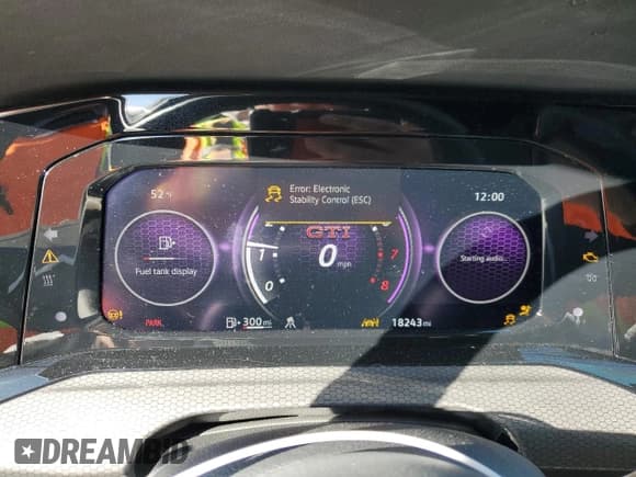 ✅ 2022 Volkswagen Golf GTI SE • VIN: WVWN87CD4NW153426 • Лот: 42618845. Опубликован ранее на Copart с пробегом 18 243 миль. Бесплатный доступ к архиву аукционных продаж из США и подробный отчёт об истории автомобиля на DreamBid. Изображение 9.