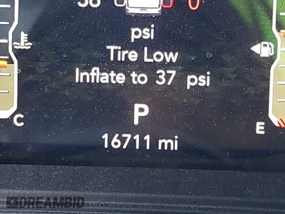 ✅ 2024 Jeep Gladiator Sport S • VIN: 1C6HJTAG9RL112537 • Lot: 43603543. Wystawiony na IAAI z przebiegiem 16 711 mil. Bezpłatny archiwum sprzedaży aukcyjnych z USA i szczegółowy raport historii pojazdu na DreamBid. Zdjęcie 15.