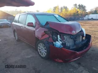 ✅ 2016 Toyota Sienna XLE • VIN: 5TDDK3DC0GS135648 • Лот: 43492496. Опубликован ранее на IAAI с пробегом 222 837 миль. Бесплатный доступ к архиву аукционных продаж из США и подробный отчёт об истории автомобиля на DreamBid. Изображение 1.