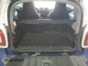 ✅ 2016 Smart fortwo Prime • VIN: WMEFJ5DA9GK053514 • Lot: 61554565. Wystawiony na Copart z przebiegiem 85 779 mil. Bezpłatny archiwum sprzedaży aukcyjnych z USA i szczegółowy raport historii pojazdu na DreamBid. Zdjęcie 10.