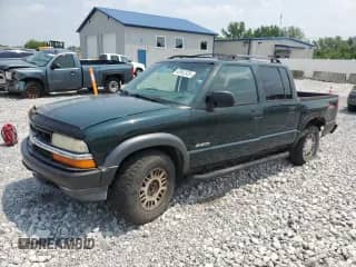 2004 Chevrolet S-10 LS z VIN 1GCDT13X74K118421, wystawiony jako Copart lot #60992535 z przebiegiem 150 399 mil mil oraz Czysty tytuł • Clean title. Historia ofert i sprzedaży dostępna na DreamBid. Obrazek 1.
